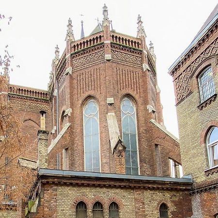 Dominik Panzio Bed & Breakfast Budapest Bagian luar foto